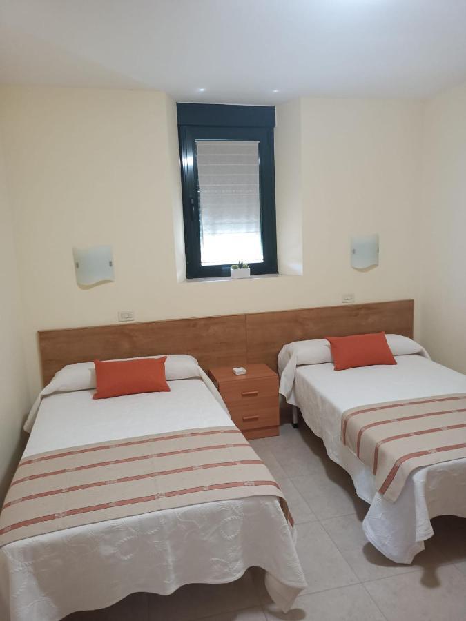 Apartamentos Outeiro 卡拉米尼亚尔镇 外观 照片