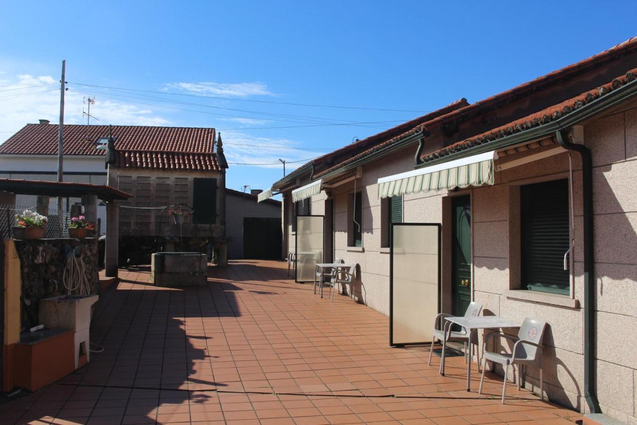 Apartamentos Outeiro 卡拉米尼亚尔镇 外观 照片