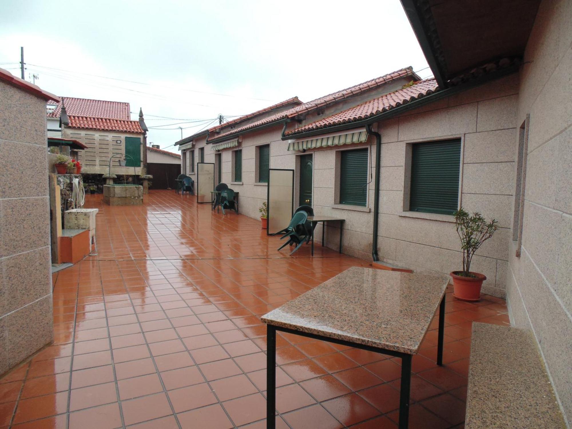 Apartamentos Outeiro 卡拉米尼亚尔镇 外观 照片