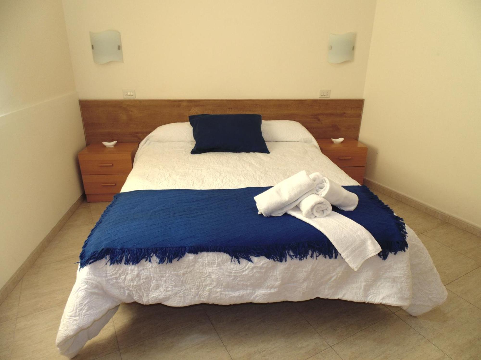 Apartamentos Outeiro 卡拉米尼亚尔镇 外观 照片